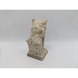 VTG R&W Berries resin figurine Happiness Find You Under Covers 738 Bed 1970 Love